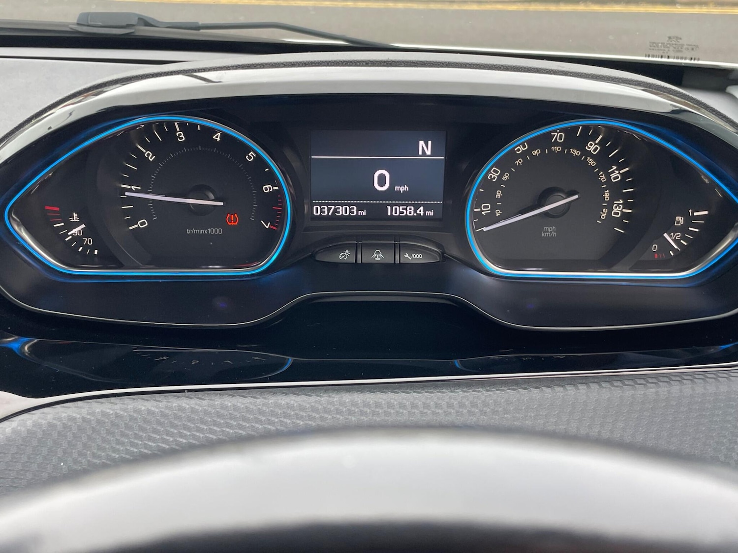 Used Peugeot 2008 2015 for sale - 76802324: Photo 36