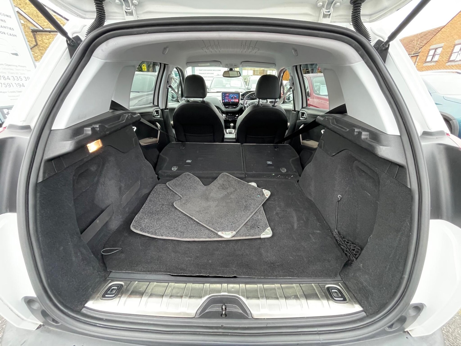 Used Peugeot 2008 2015 for sale - 76802324: Photo 38