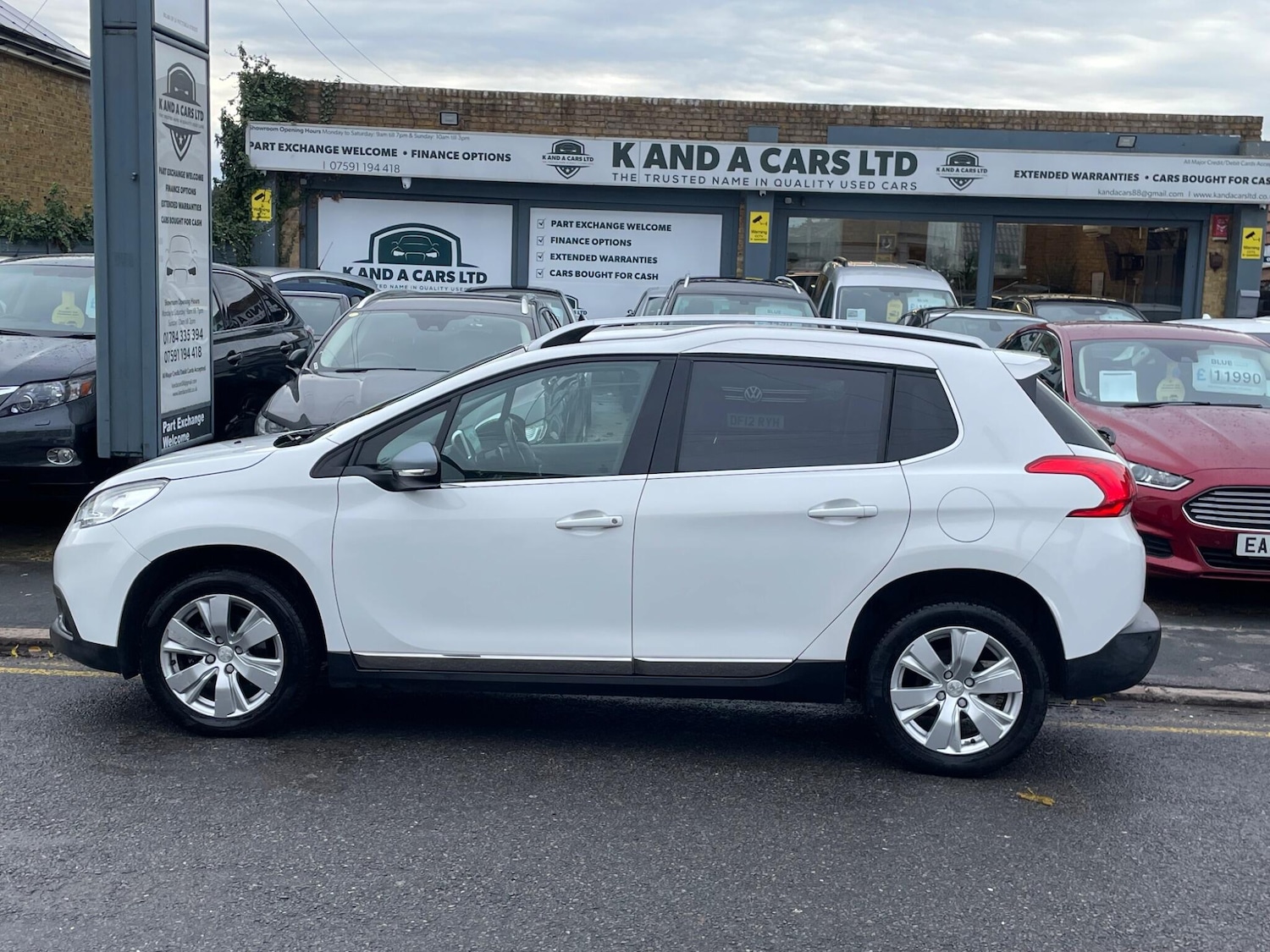Used Peugeot 2008 2015 for sale - 76802324: Photo 4