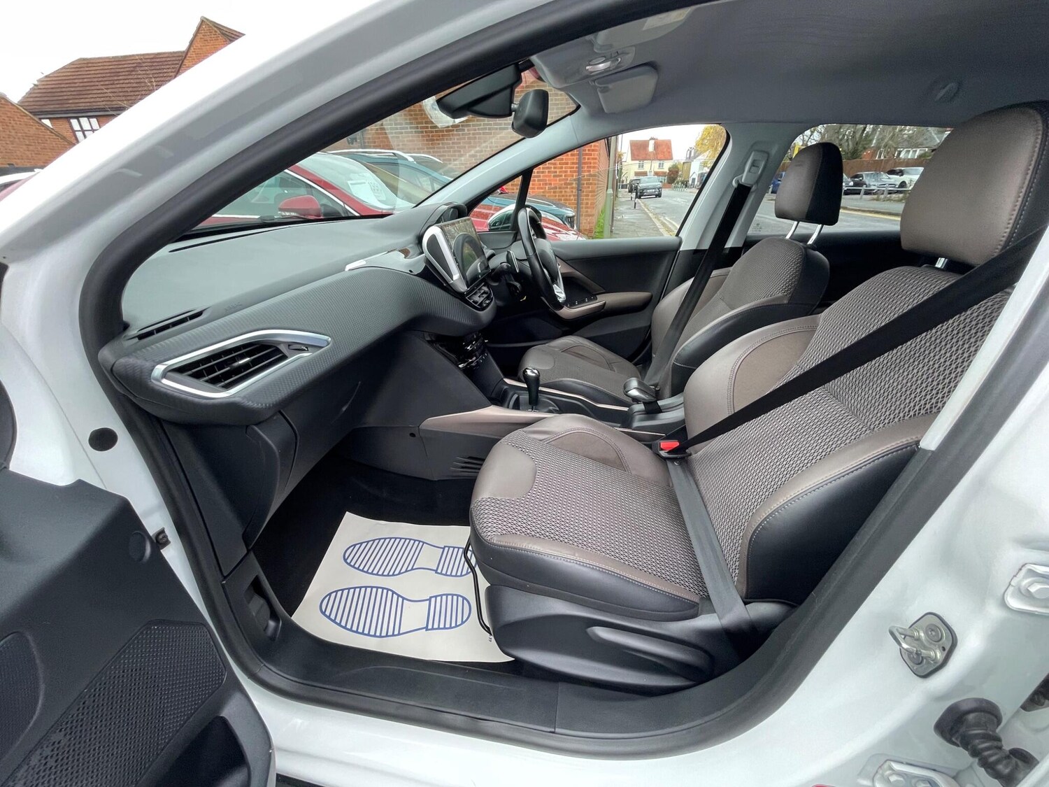 Used Peugeot 2008 2015 for sale - 76802324: Photo 42