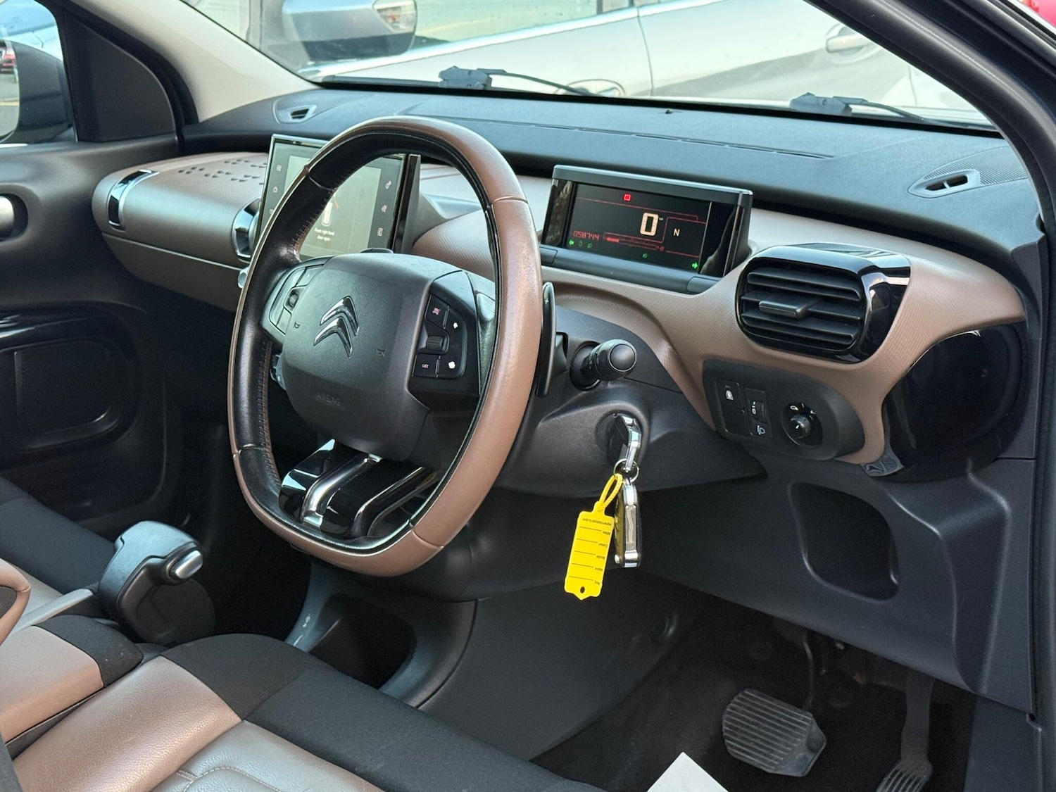 Used Citroen C4 Cactus 2016 for sale - 76371424: Photo 11