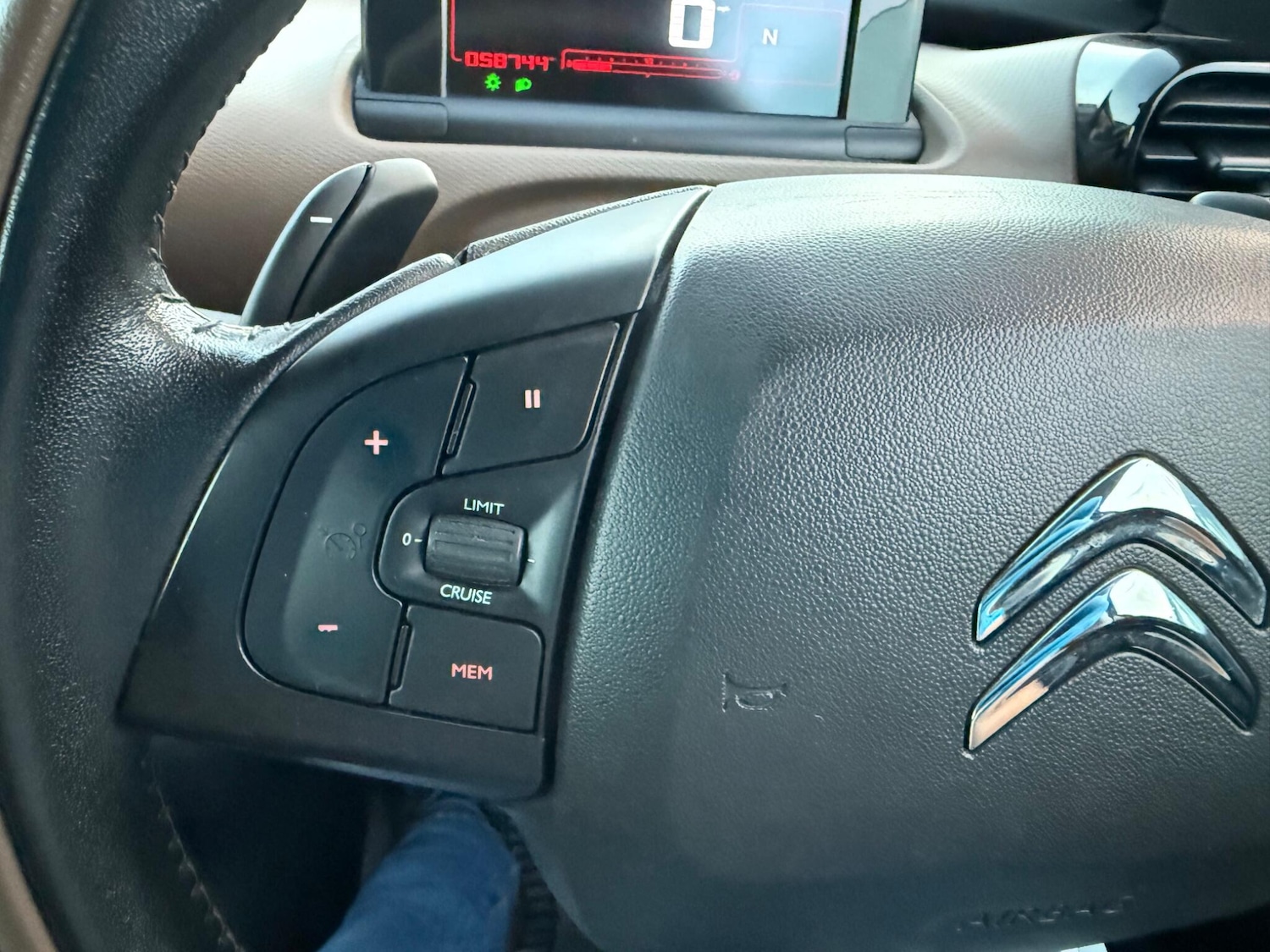 Used Citroen C4 Cactus 2016 for sale - 76371424: Photo 22