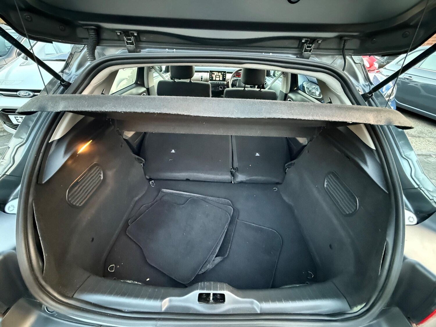 Used Citroen C4 Cactus 2016 for sale - 76371424: Photo 51