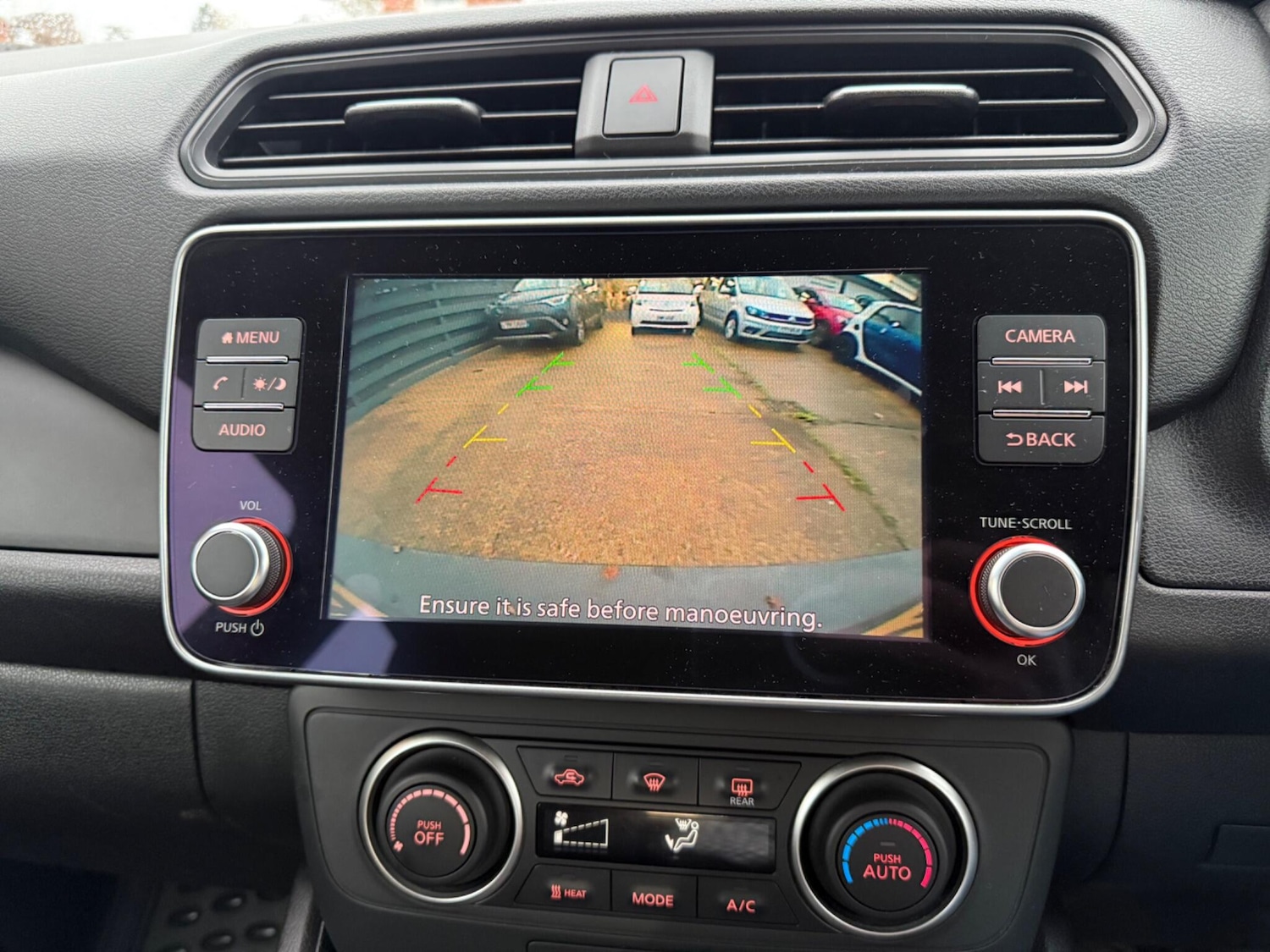 Used Nissan Leaf 2022 for sale - 76592399: Photo 25