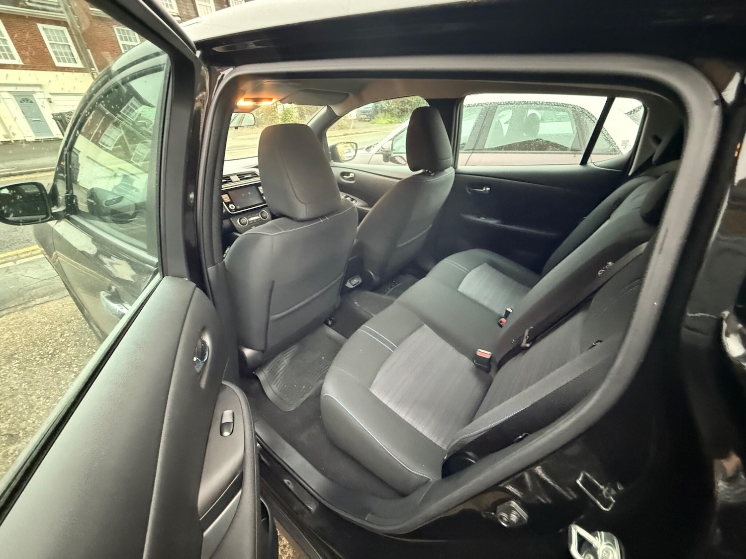 Used Nissan Leaf 2022 for sale - 76592399: Photo 5