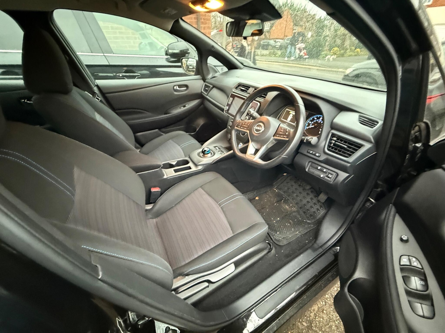 Used Nissan Leaf 2022 for sale - 76592399: Photo 9