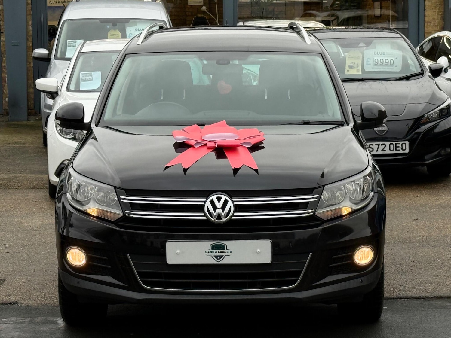 Used Volkswagen Tiguan 2012 for sale - 76728611: Photo 2
