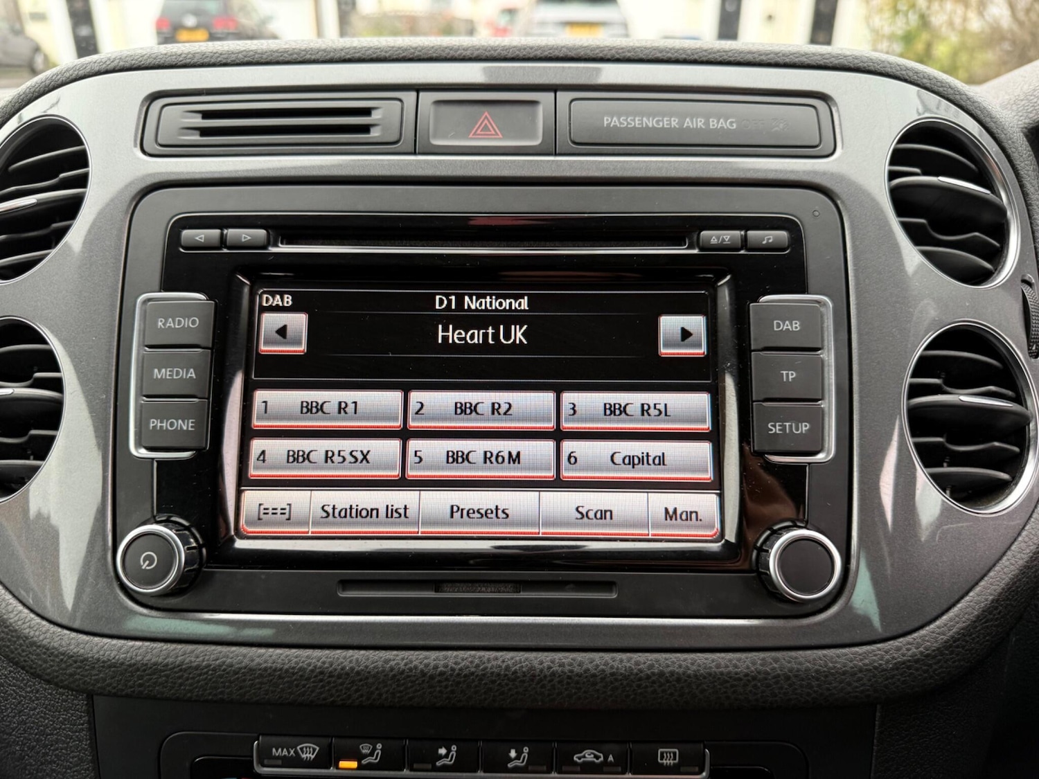 Used Volkswagen Tiguan 2012 for sale - 76728611: Photo 38