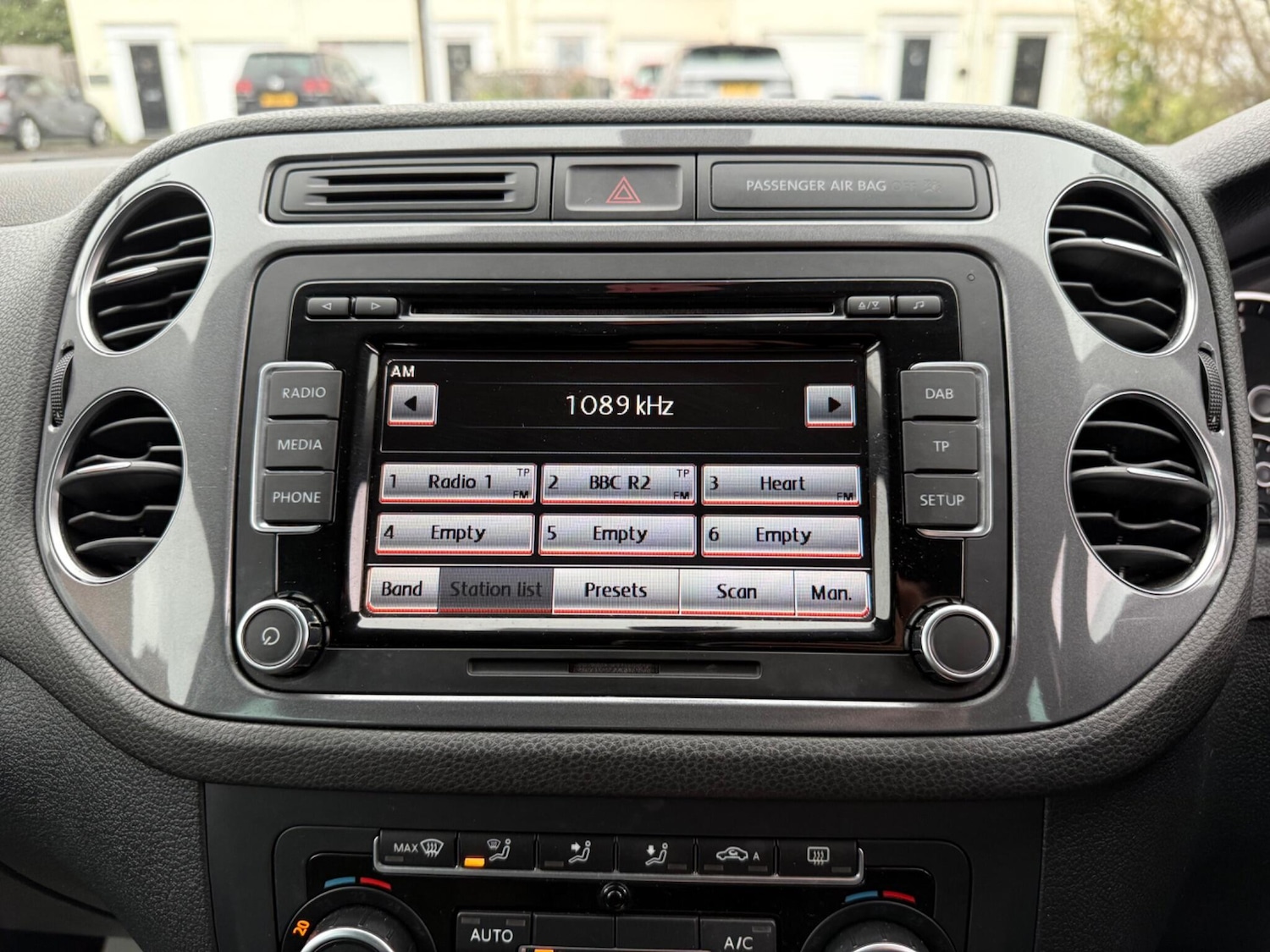 Used Volkswagen Tiguan 2012 for sale - 76728611: Photo 43