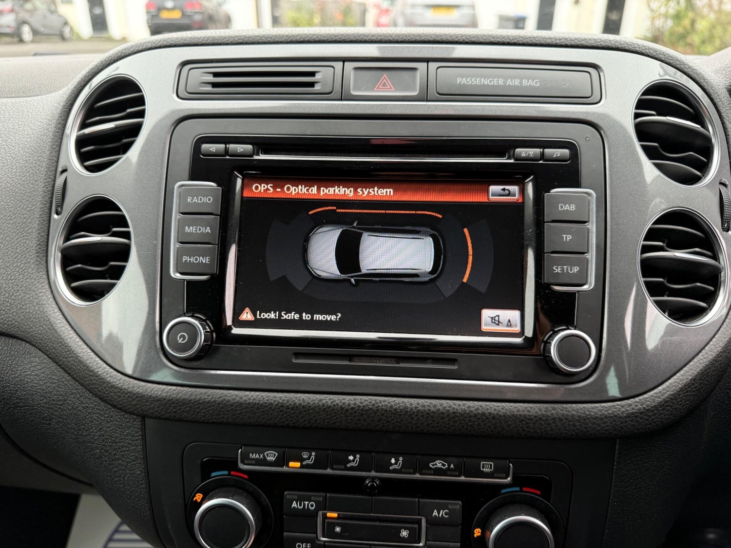 Used Volkswagen Tiguan 2012 for sale - 76728611: Photo 44