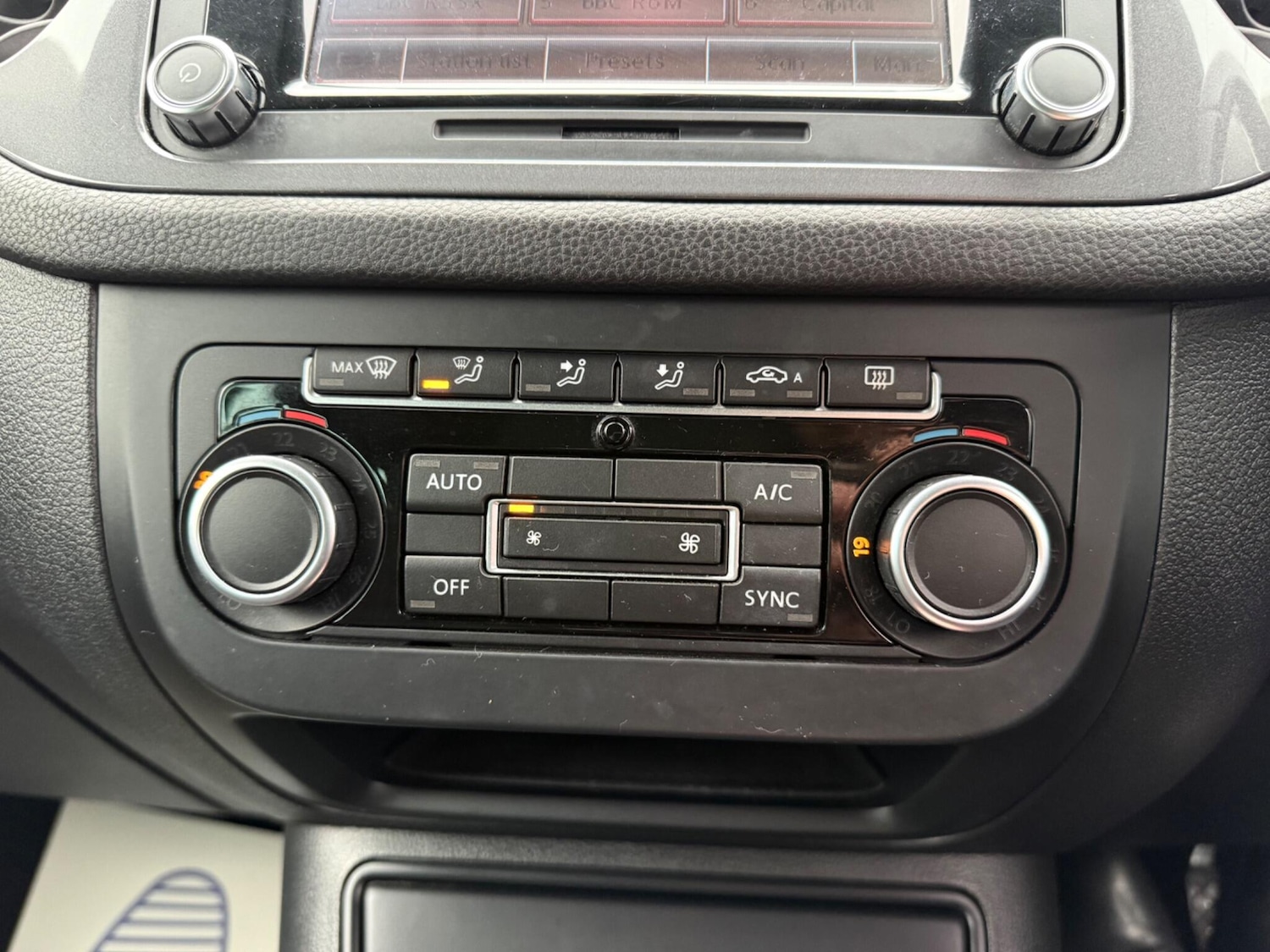 Used Volkswagen Tiguan 2012 for sale - 76728611: Photo 64