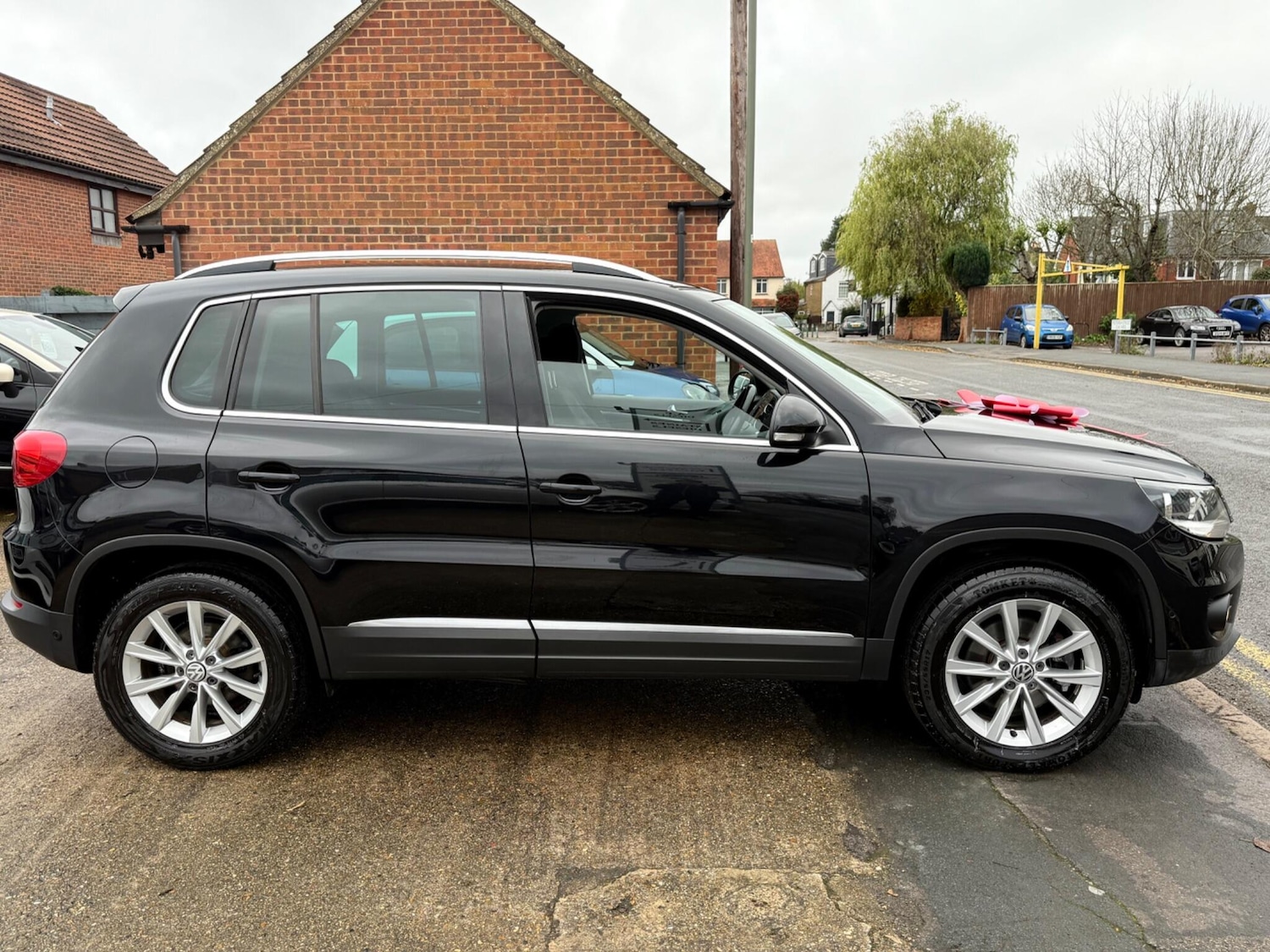Used Volkswagen Tiguan 2012 for sale - 76728611: Photo 8