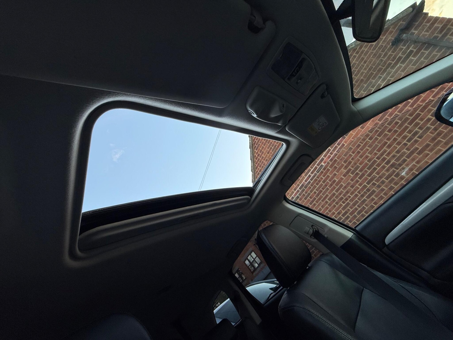 Used Mitsubishi Outlander 2015 for sale - 76987947: Photo 17