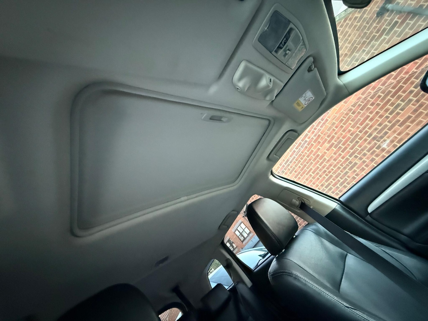 Used Mitsubishi Outlander 2015 for sale - 76987947: Photo 18