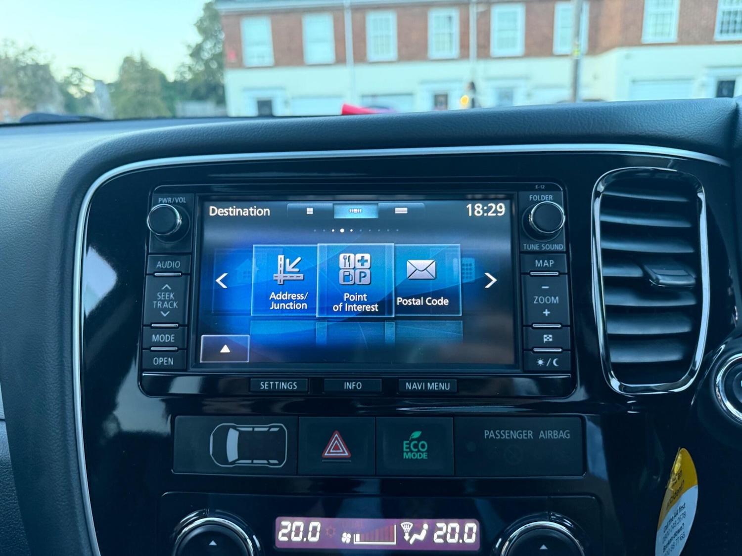 Used Mitsubishi Outlander 2015 for sale - 76987947: Photo 43