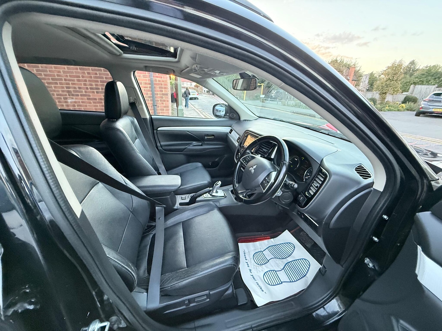 Used Mitsubishi Outlander 2015 for sale - 76987947: Photo 57