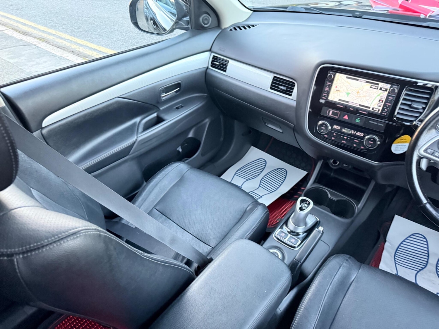 Used Mitsubishi Outlander 2015 for sale - 76987947: Photo 58