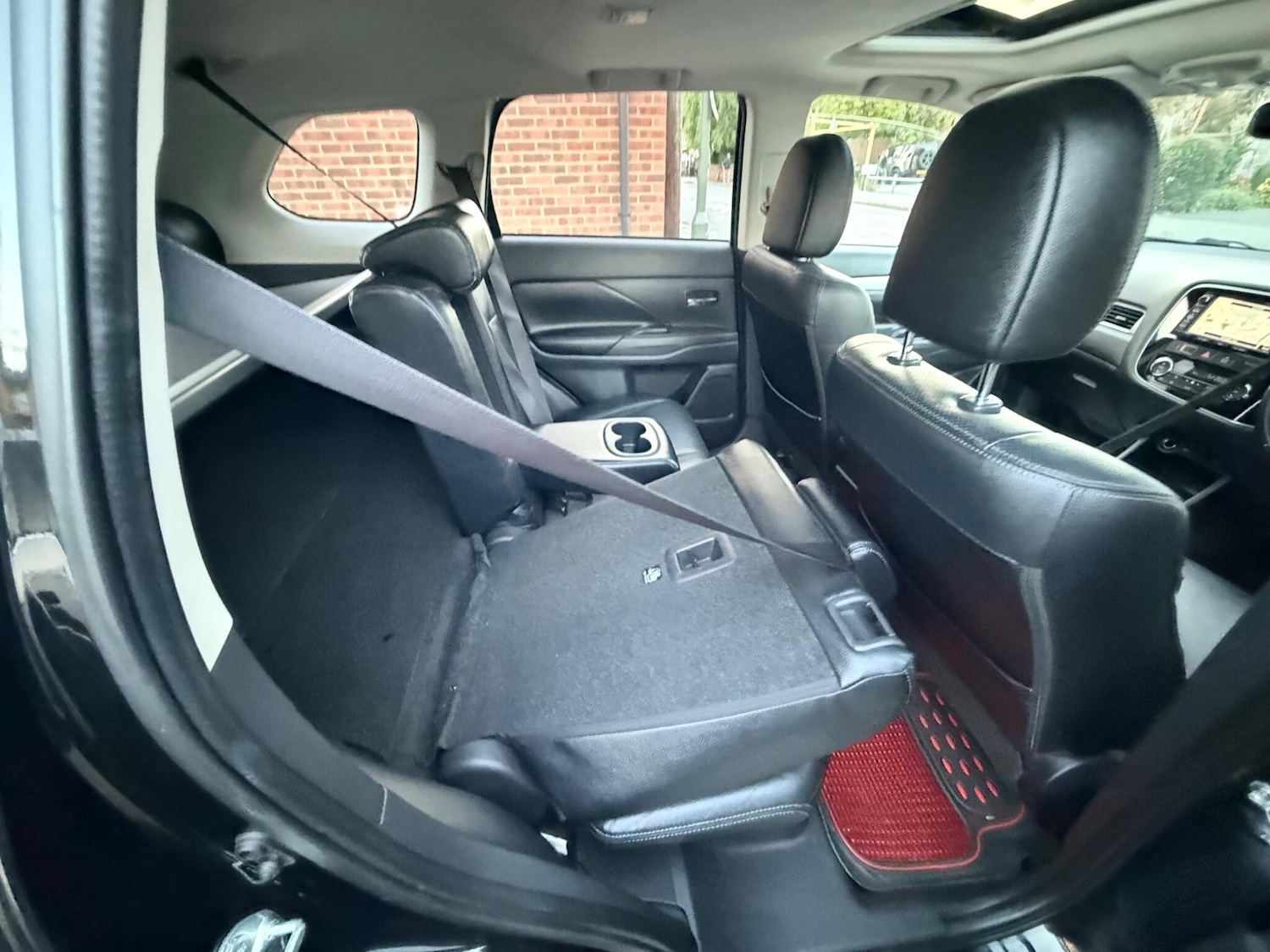 Used Mitsubishi Outlander 2015 for sale - 76987947: Photo 67