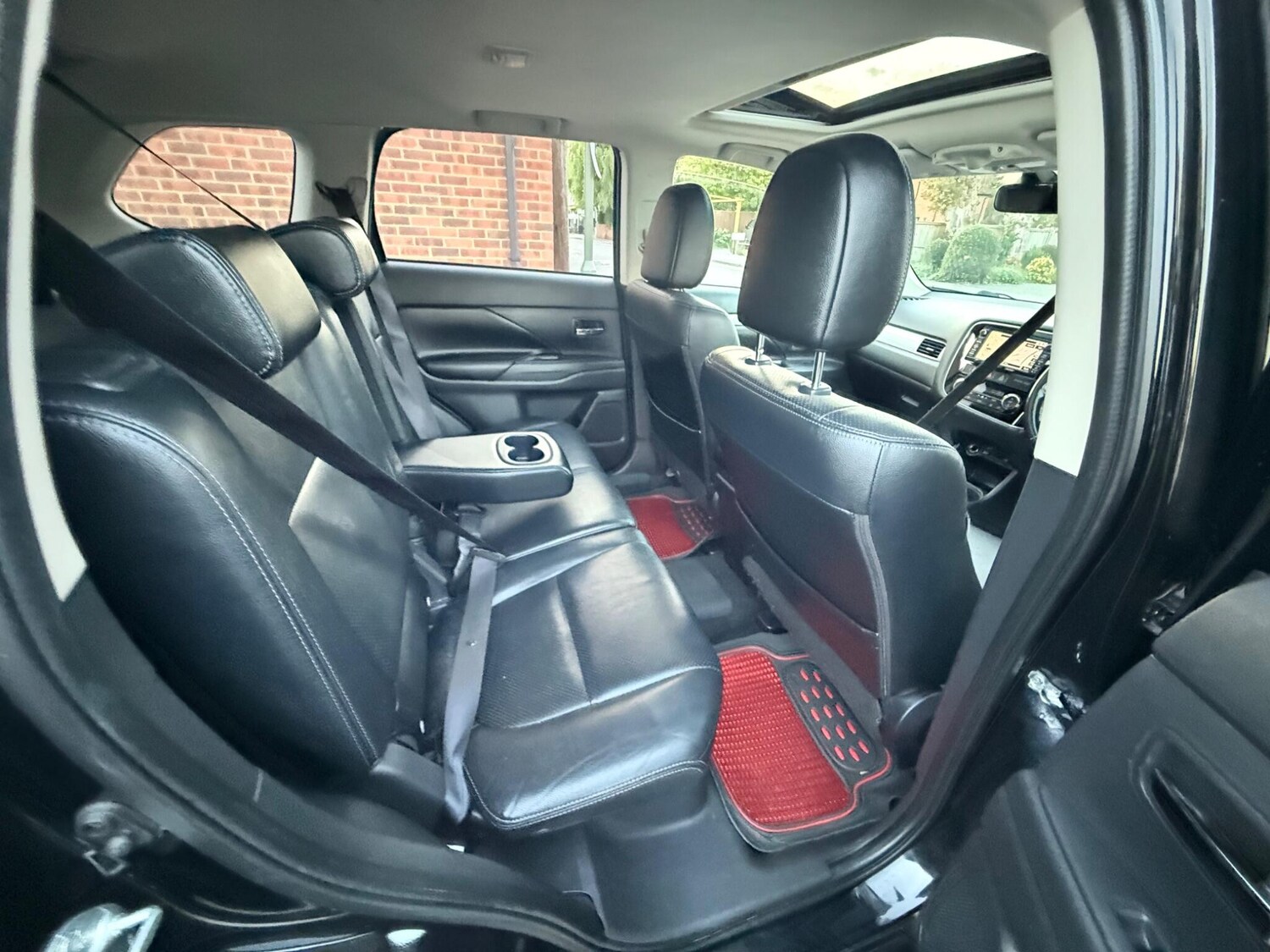 Used Mitsubishi Outlander 2015 for sale - 76987947: Photo 68