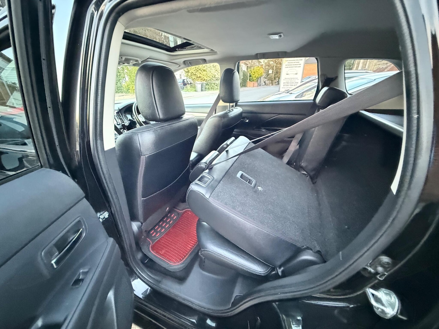 Used Mitsubishi Outlander 2015 for sale - 76987947: Photo 77