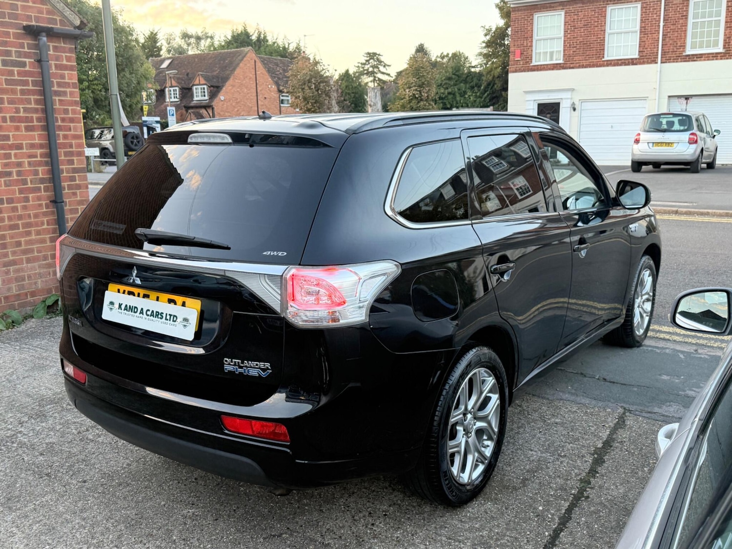 Used Mitsubishi Outlander 2015 for sale - 76987947: Photo 8