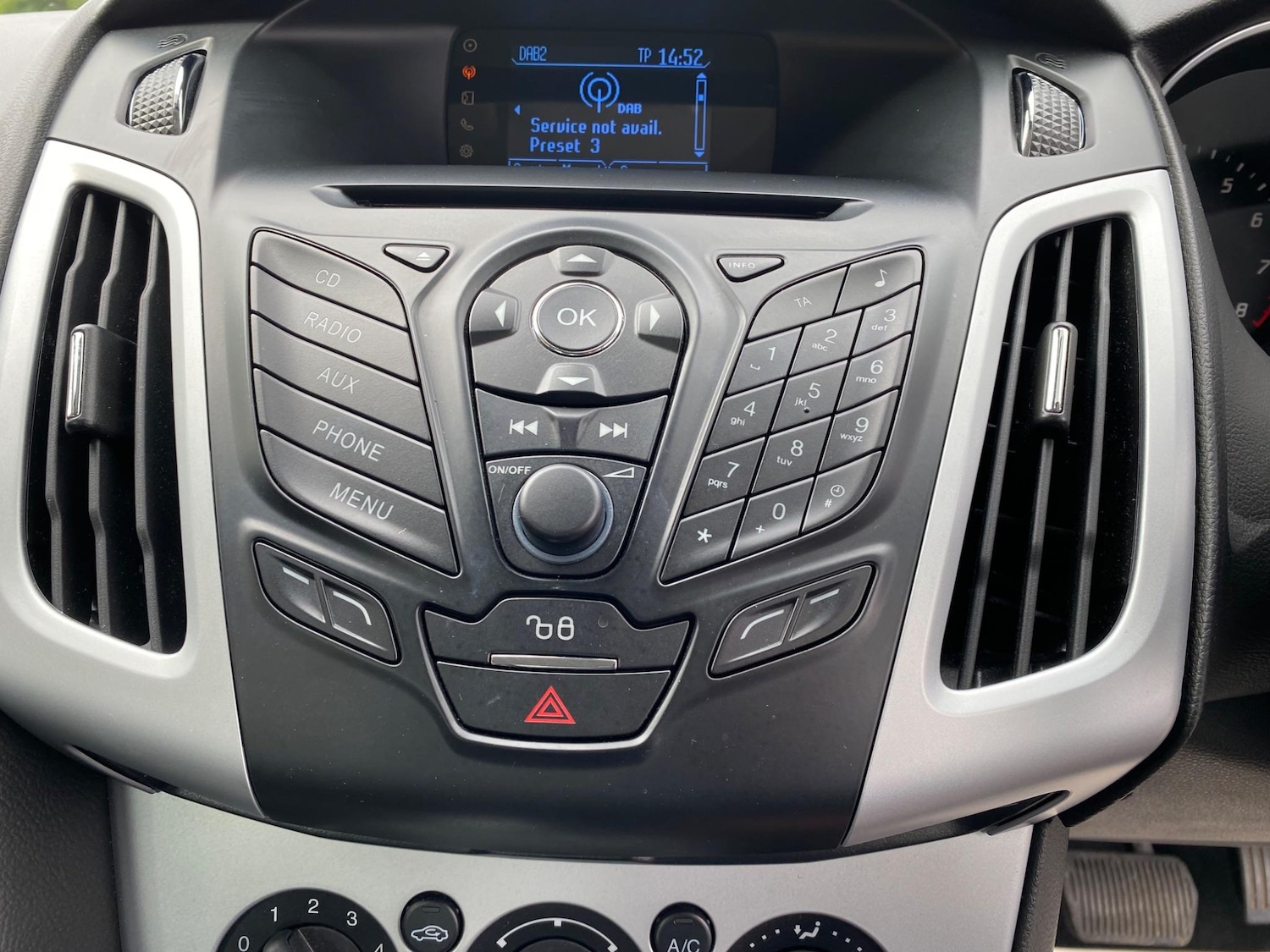 Used Ford Focus for sale - 76996776: Photo 32