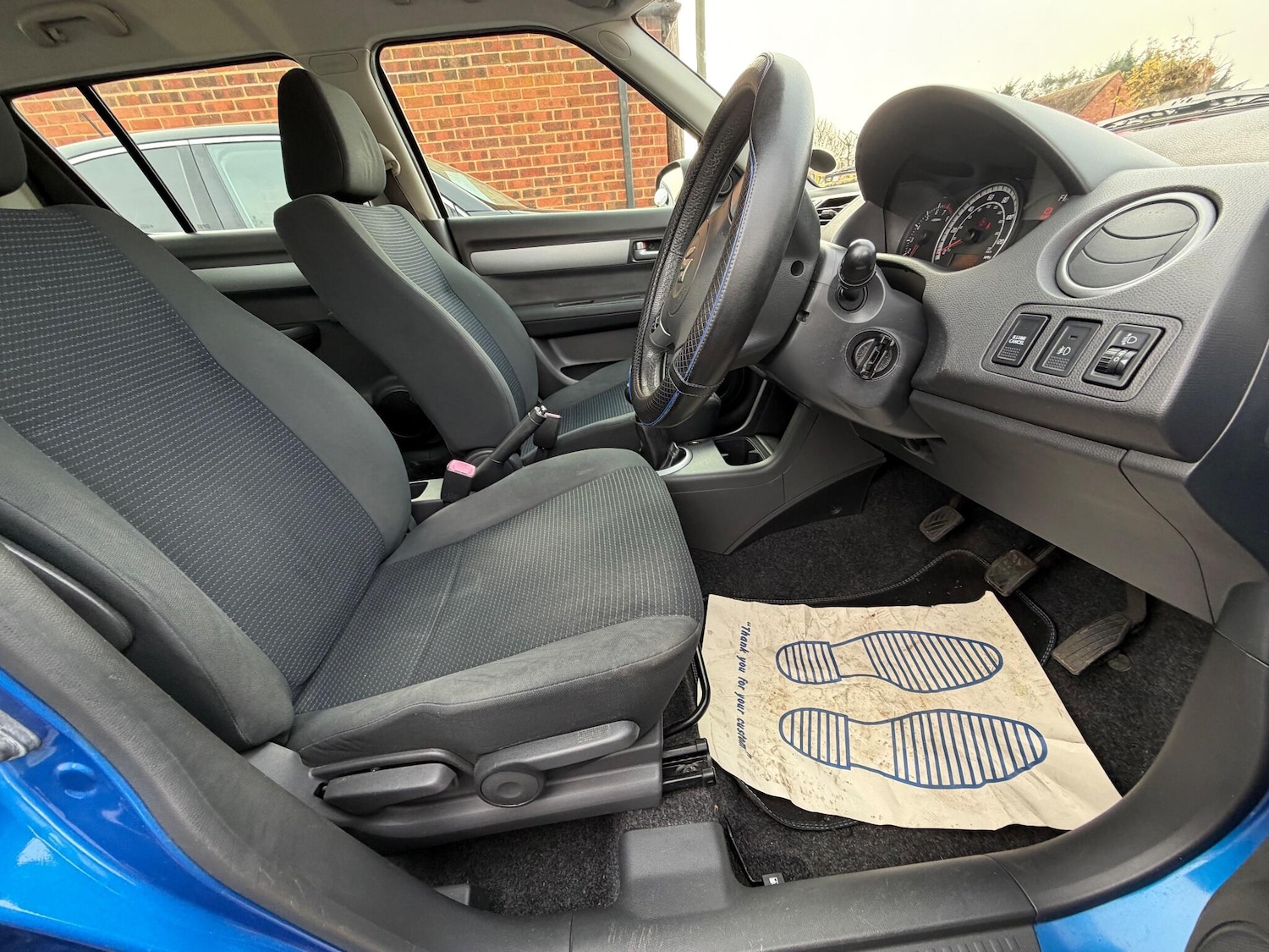 Used Suzuki Swift 2009 for sale - 77993772: Photo 15