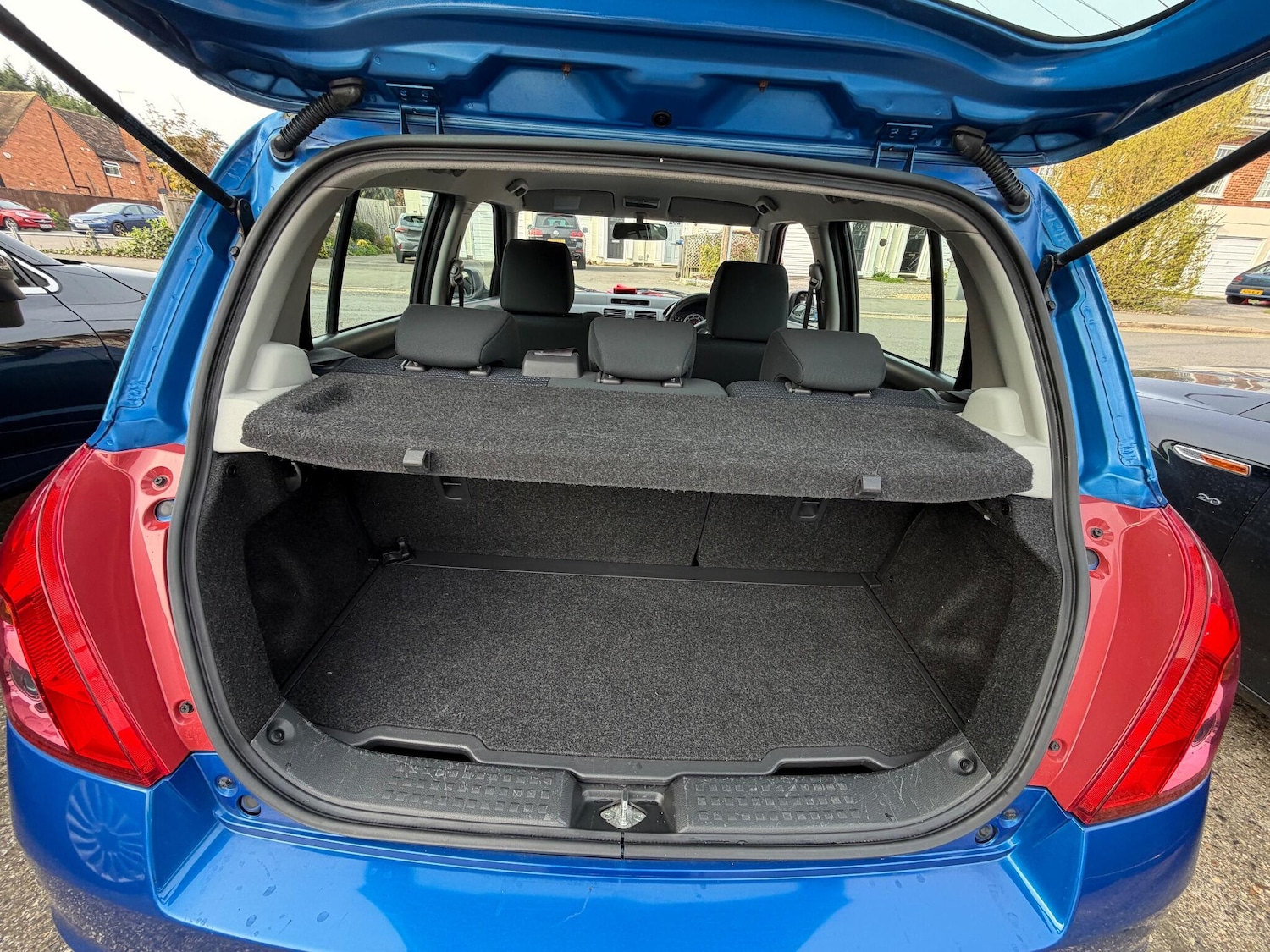 Used Suzuki Swift 2009 for sale - 77993772: Photo 27