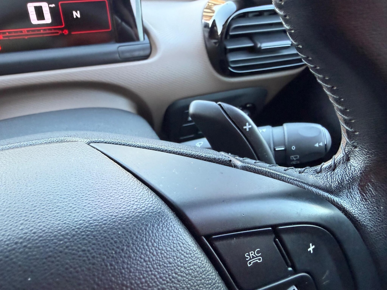 Used Citroen C4 Cactus 2015 for sale - 77060358: Photo 23