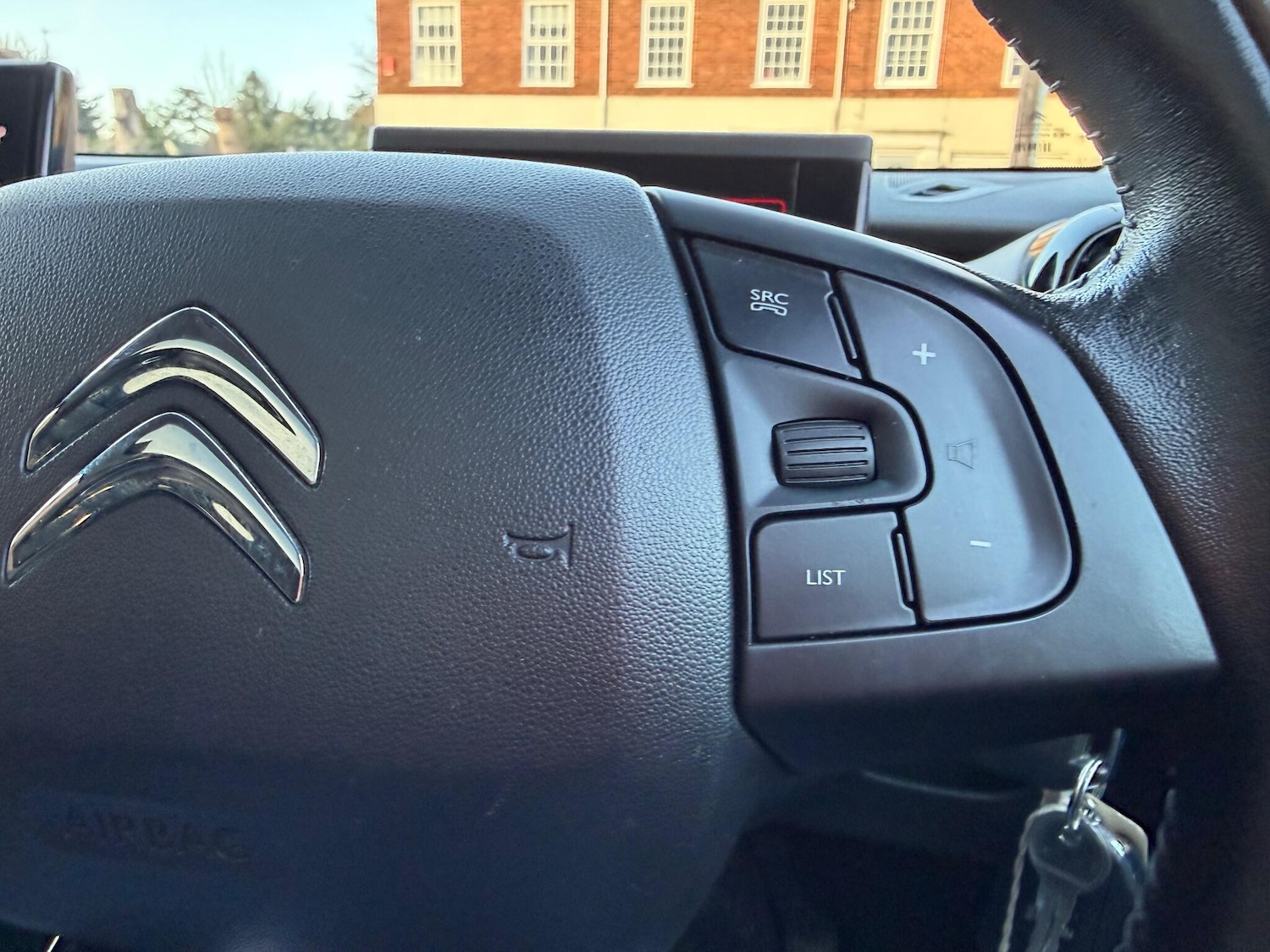 Used Citroen C4 Cactus 2015 for sale - 77060358: Photo 24