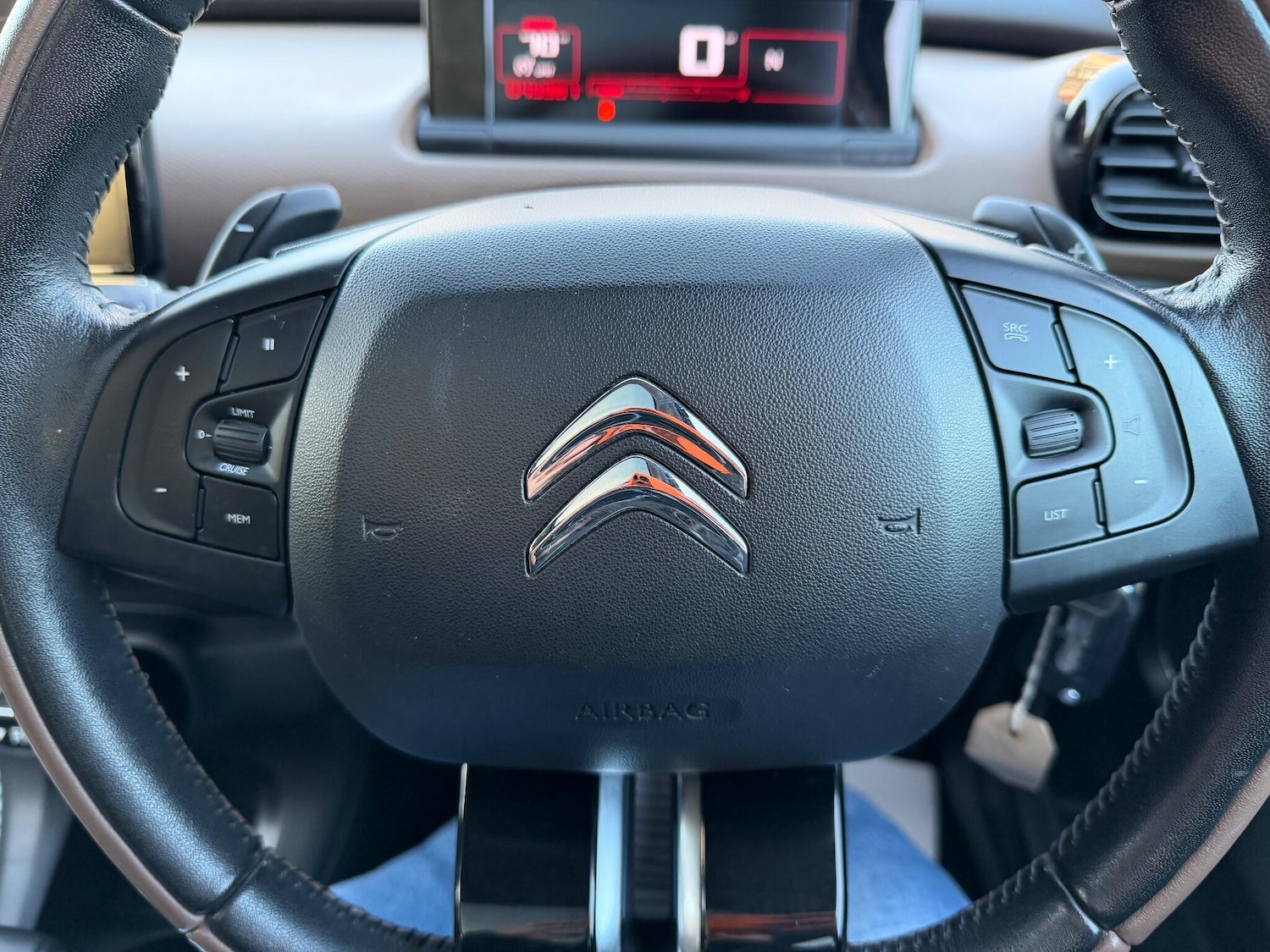 Used Citroen C4 Cactus 2015 for sale - 77060358: Photo 52