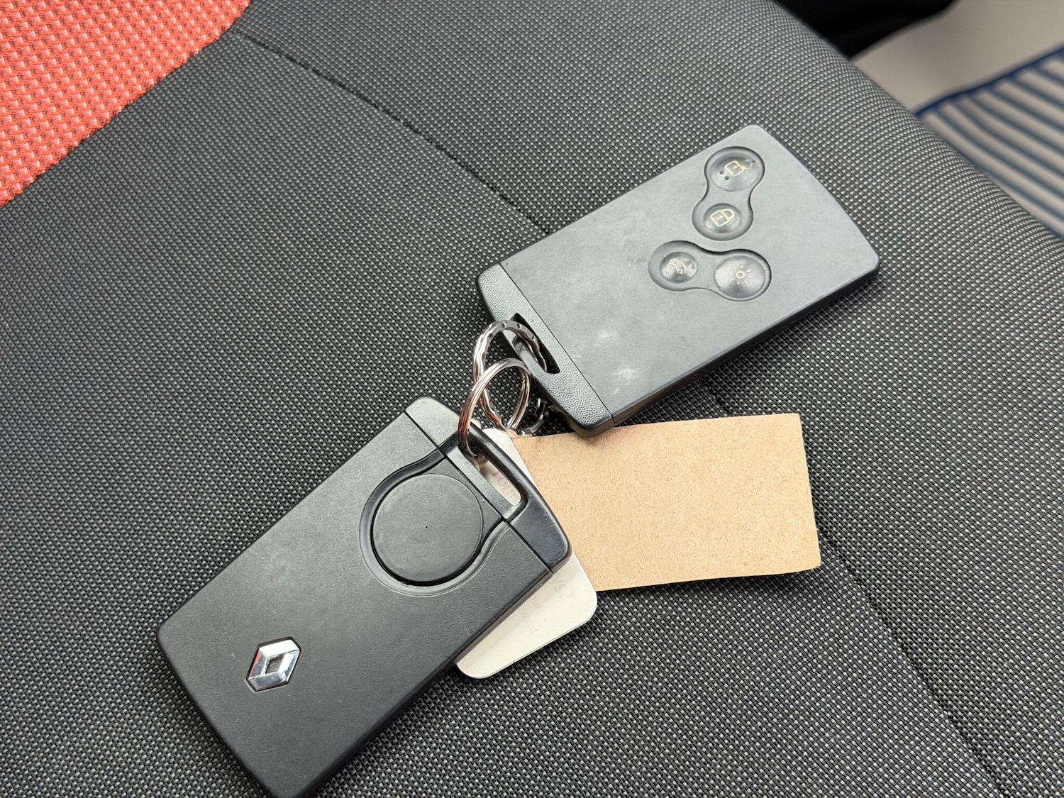 Used Renault Captur 2014 for sale - 77538523: Photo 35