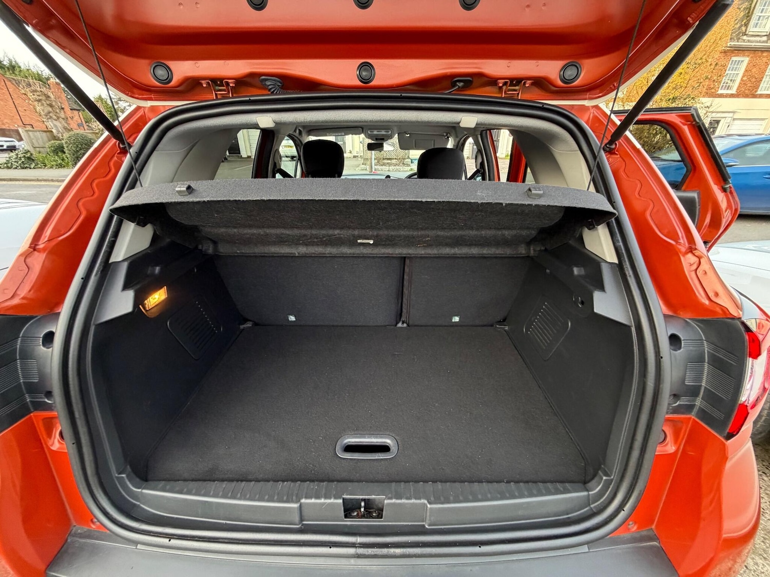 Used Renault Captur 2014 for sale - 77538523: Photo 54