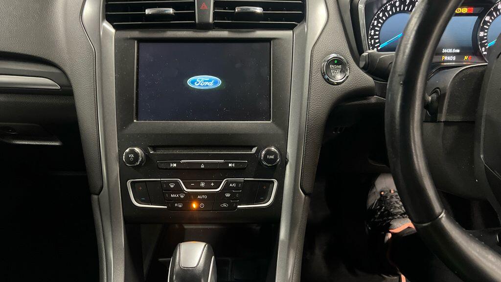 Used Ford Mondeo 2015 for sale - 76802311: Photo 16