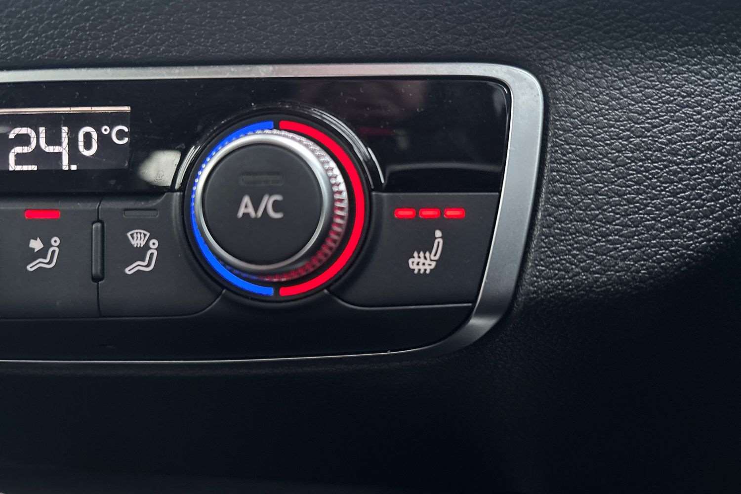 Used Audi Q2 2017 for sale - 76955281: Photo 28