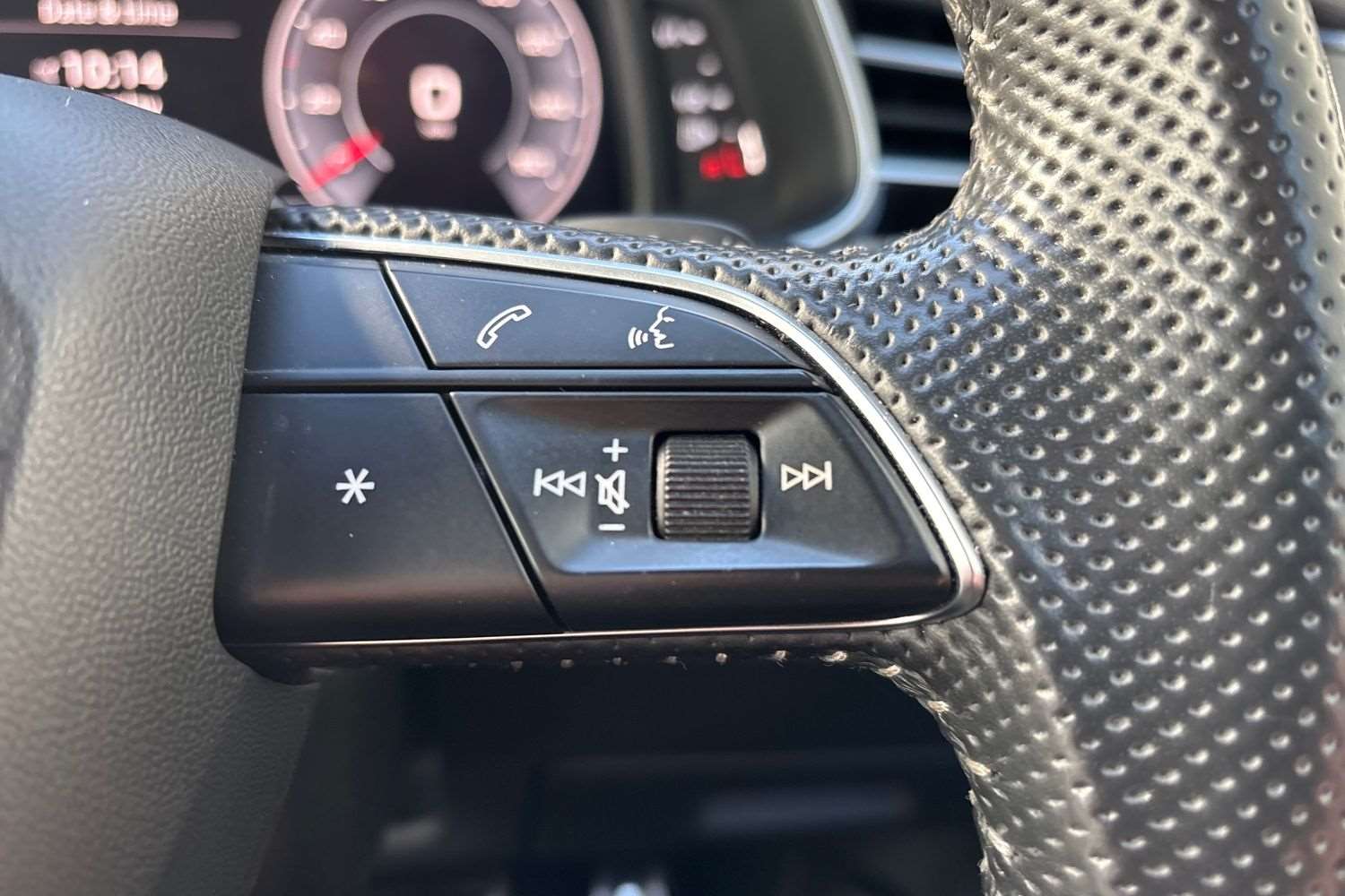 Used Audi Q8 2020 for sale - 78173429: Photo 17