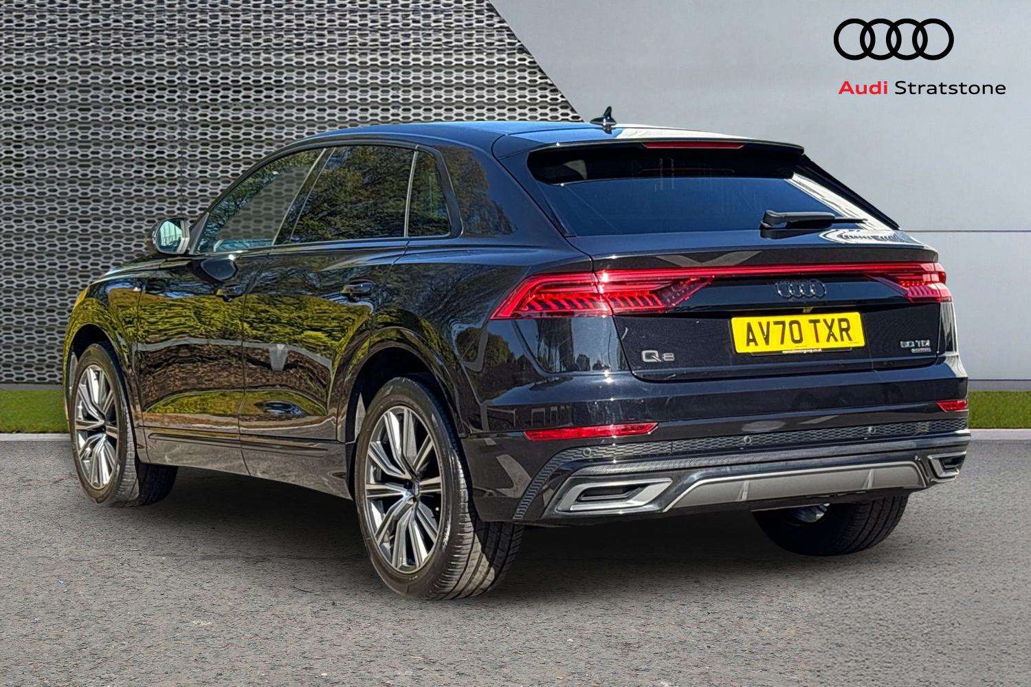 Used Audi Q8 2020 for sale - 78173429: Photo 3