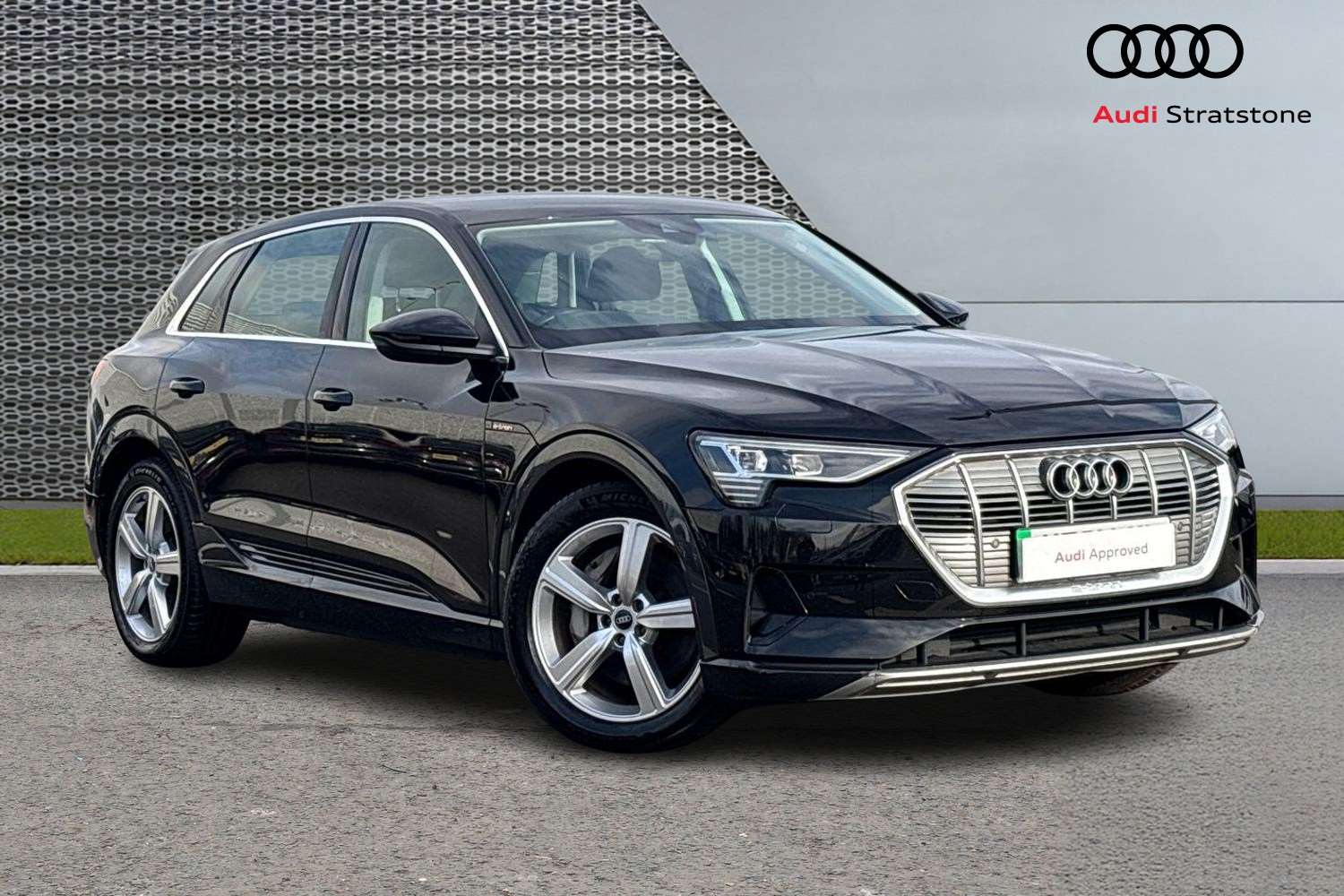 Used Audi e-tron 2021 for sale - 76587645: Photo 1