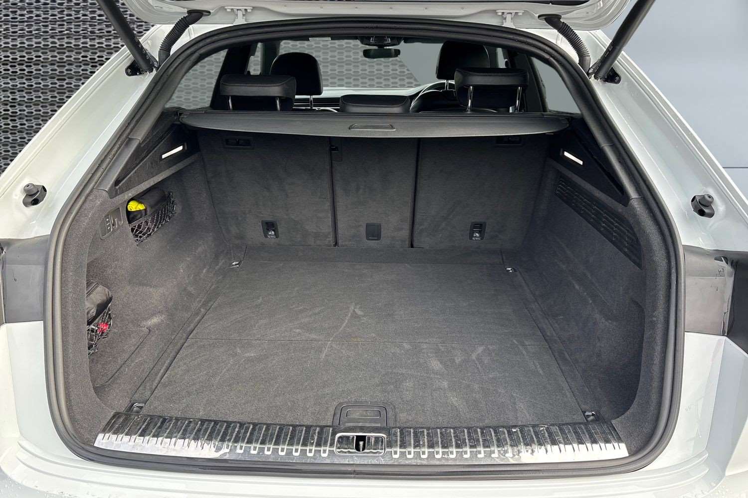 Used Audi Q8 2021 for sale - 77886226: Photo 13