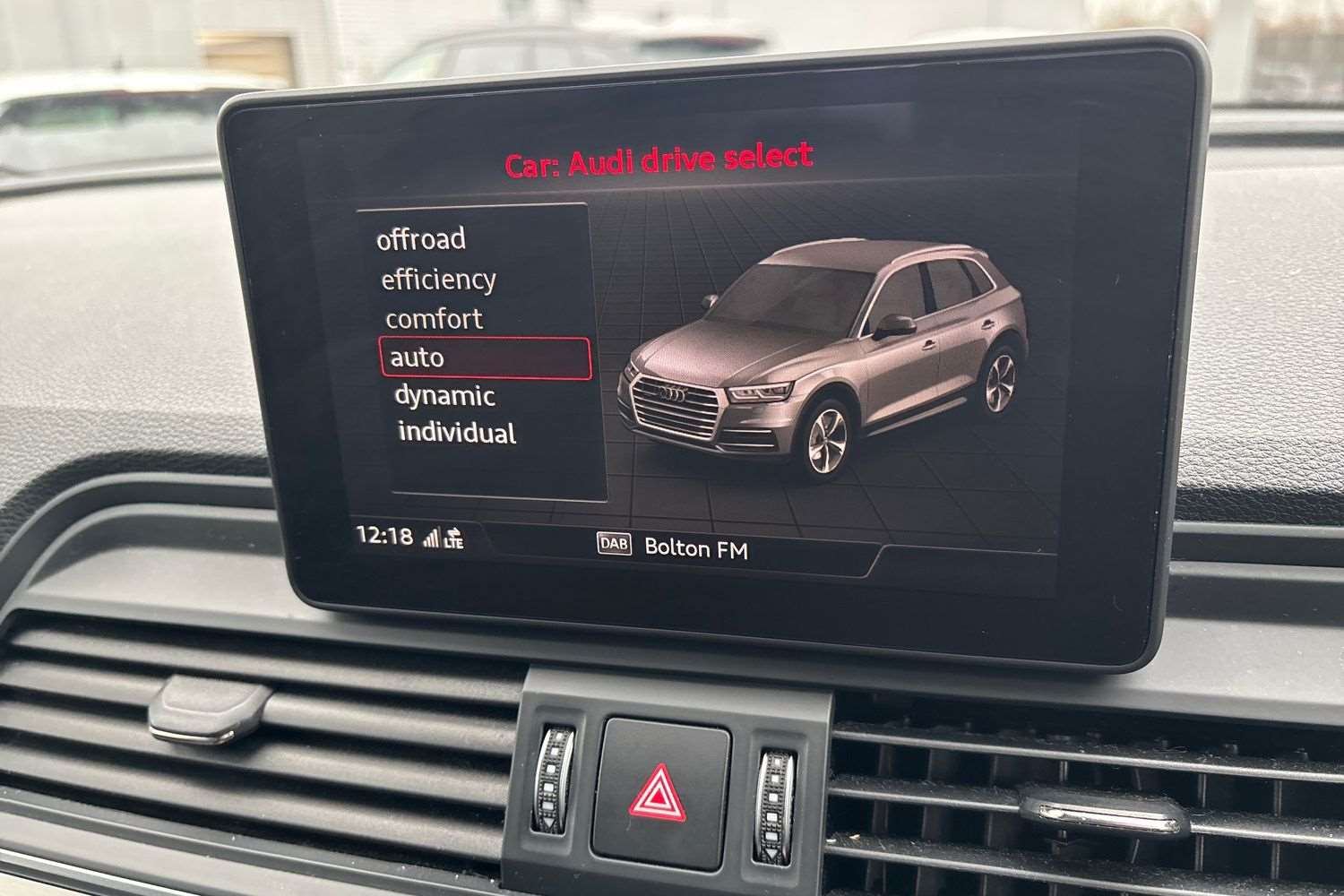 Used Audi Q5 2018 for sale - 77885885: Photo 30