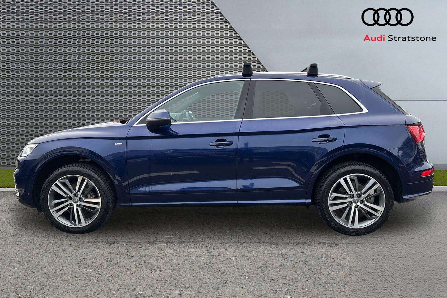 Used Audi Q5 2018 for sale - 77885885: Photo 8
