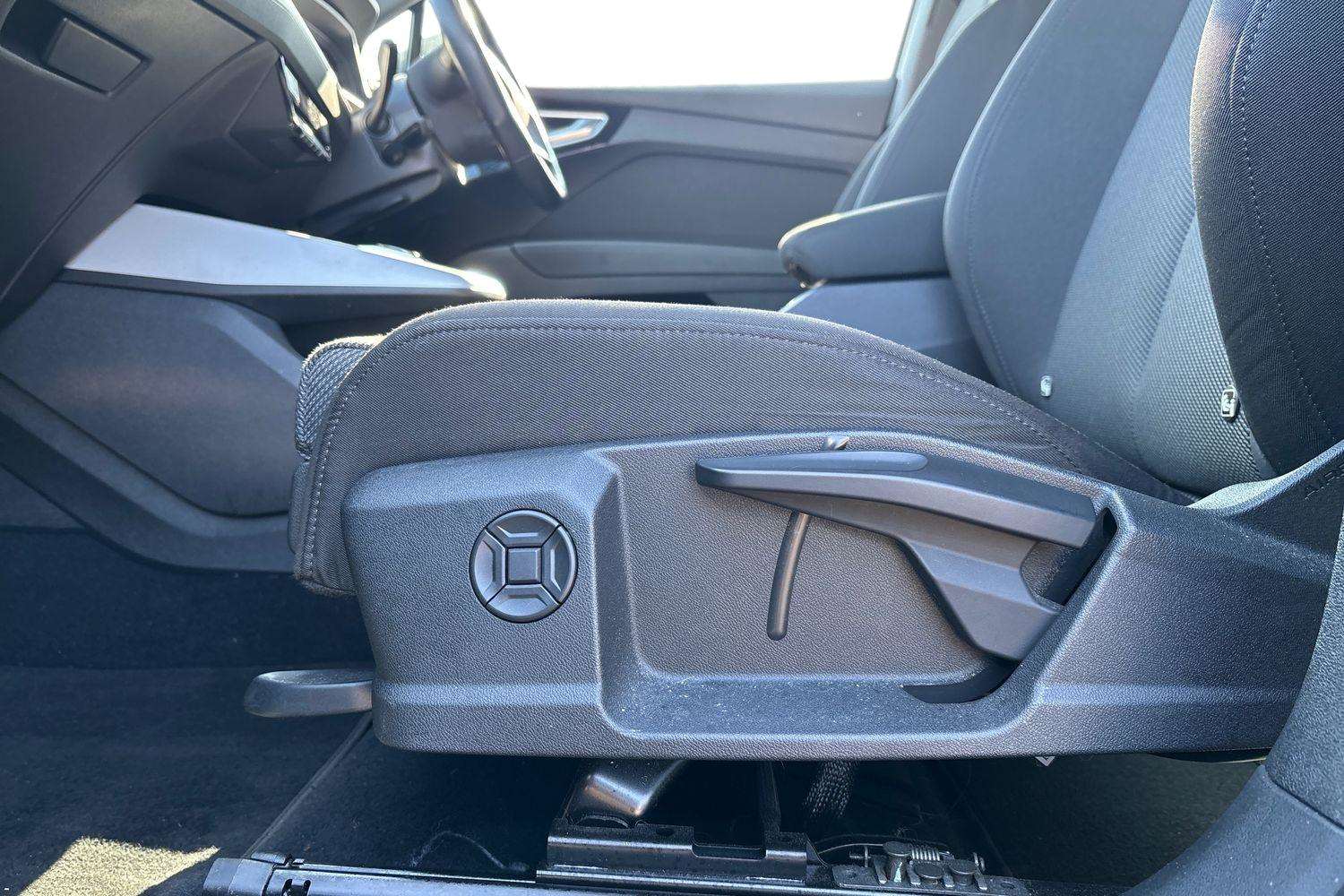 Used Audi Q4 e-tron 2023 for sale - 77995861: Photo 21