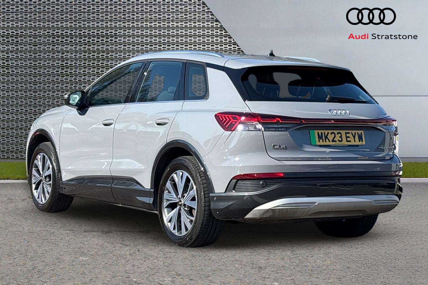 Used Audi Q4 e-tron 2023 for sale - 77995861: Photo 3