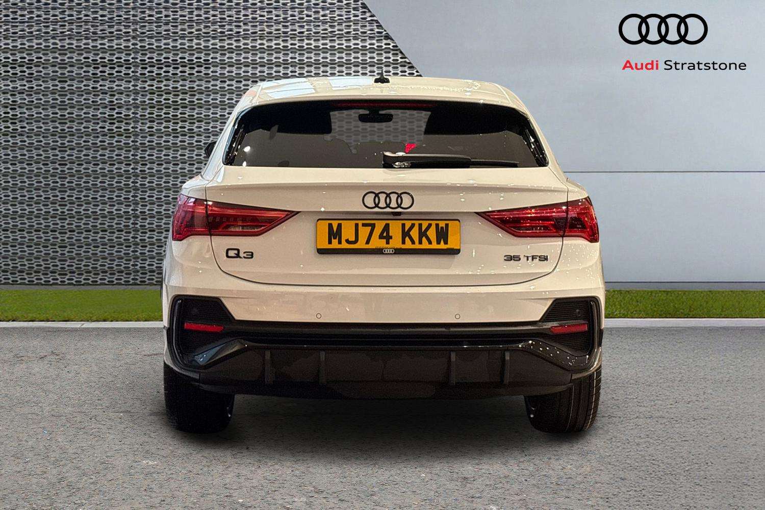 Used Audi Q3 2024 for sale - 76075407: Photo 7