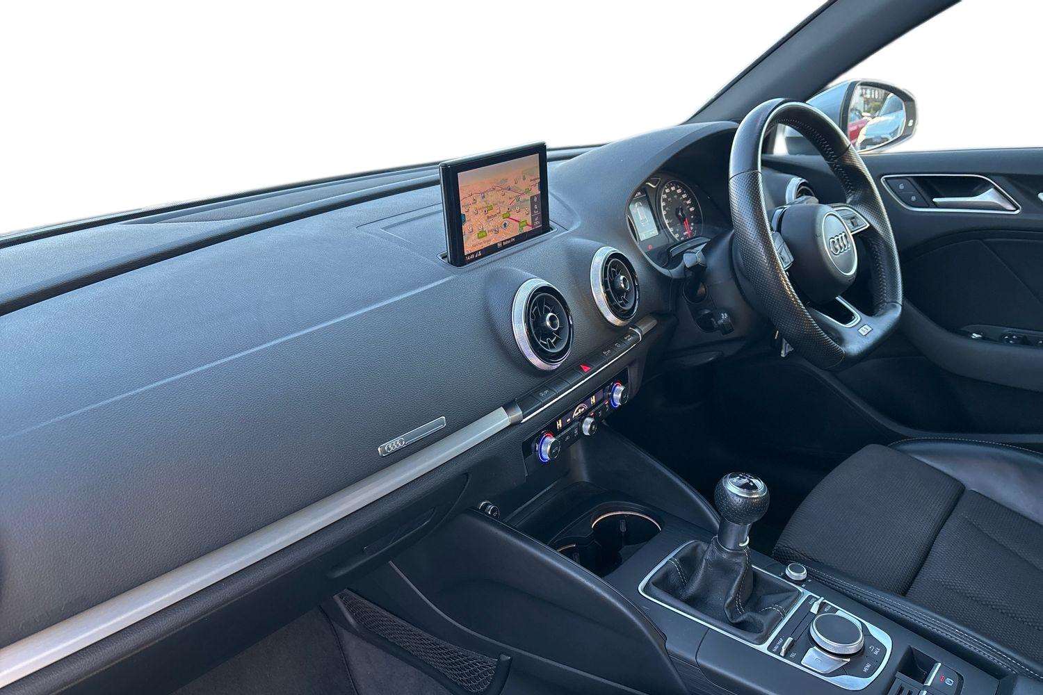 Used Audi A3 2018 for sale - 77147407: Photo 2