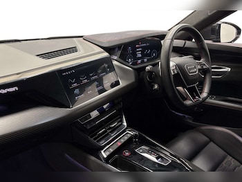 Used Audi RS e-tron GT 2021 for sale - 77270169: Photo