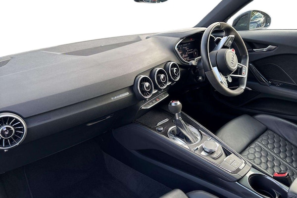 Used Audi TT 2022 for sale - 76022389: Photo 2