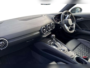 Used Audi TT 2022 for sale - 76022389: Photo 2
