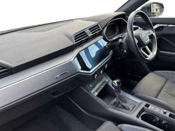 Used Audi Q3 2021 for sale - 75104994: Photo