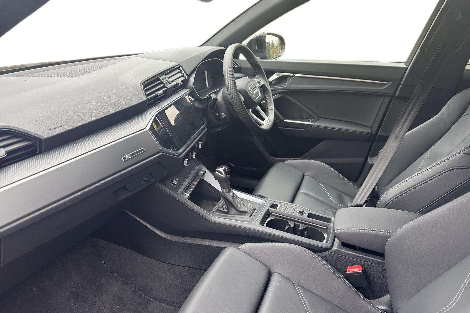 Used Audi Q3 2025 for sale - 75785017: Photo 2